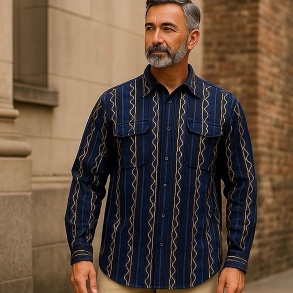 Cumberland Outfitters Other - Cumberland Outfitters Men’s XXL Western Themed Pearl Button Long Shirt Purple